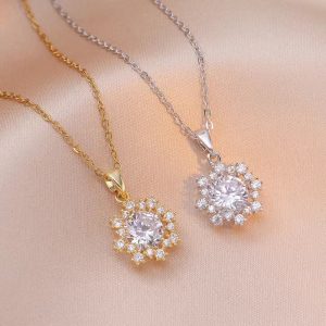 Κολιέ Με Κρεμαστή Στρόγγυλη Ροζέτα Και Πέτρα Ζιργκόν - ΧρυσόA036A