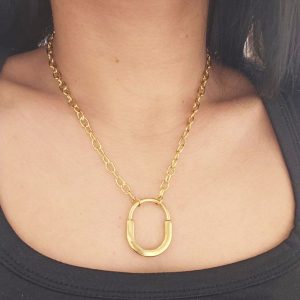 Ατσάλινο Κολιέ Με Κρεμαστό Στοιχείο - ΑσημίA23011B1