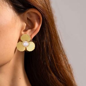 Ατσάλινα Σκουλαρίκια Καρφωτά - ΧρυσόA3094A