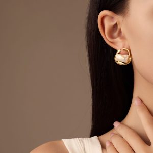 Ατσάλινα Σκουλαρίκια με Μαργαριταρένα Πέτρα - ΧρυσόA3103A