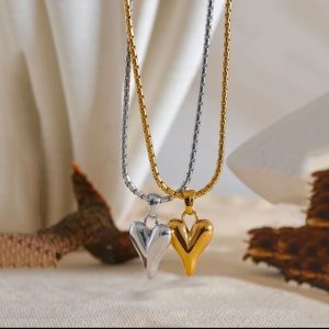 Ατσάλινο Κολιέ Με Καρδιά - ΑσημίA3148