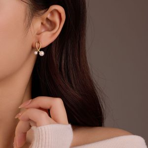 Σκουλαρίκια Ατσάλι Διπλή Πέρλα με Μοντέρνο Σχεδιασμό - ΧρυσόA3599A