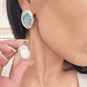 Ατσάλινα Σκουλαρίκια Καρφωτά Με Διάφανη Πέτρα - Ασημί ΜπλεA33050