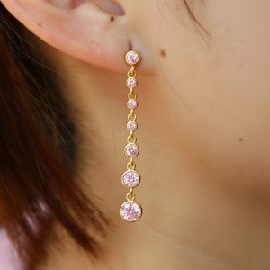 Σκουλαρίκια Κρεμαστά Ατσάλι Με Ροζ Πέτρες Αυξανόμενου ΜεγέθουςA33161