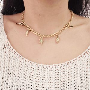 Ατσάλινο Κολιέ Με Θαλασσινά Κρεμαστά Στοιχεία - ΑσημίA3652B