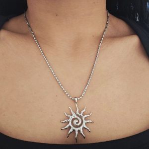 Ατσάλινο Κολιέ Με Κρεμαστό Στοιχείο - ΑσημίA3699B