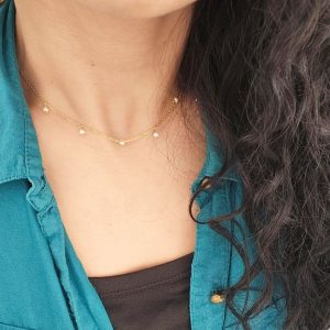 Ατσάλινο Κολιέ Με Μικρές Κρεμαστές Πέρλες - ΧρυσόA3717A