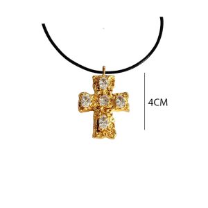 Ατσάλινο Κολιέ Σταυρός - ΧρυσόA5516