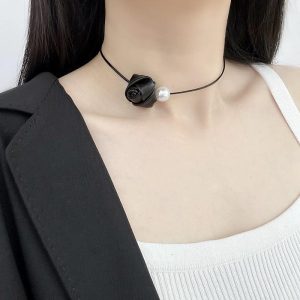 Ατσάλινο Κολιέ Με Δερμάτινο Λουράκι - ΜαύροΑ6091