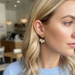 Ατσάλινα Σκουλαρίκια με Animal Print A69002A69002