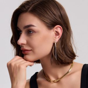 Σκουλαρίκια Κρεμαστά Ατσάλι Χρυσό Με Λευκές ΠέτρεςB3126A