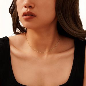 Λεπτό ατσάλινο κολιέ φίδι σε χρυσό χρώμαB3139