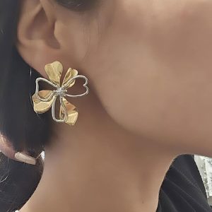 Σκουλαρίκια Ατσάλινα Καρφωτά Δίχρωμα Σε Σχήμα ΛουλουδιούX00151