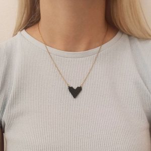 Ατσάλινο Κολιέ με Καρδιά από Χάντρες - Μαύροef68f96b3cc6