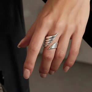 Δαχτυλίδι Ατσάλι Προσαρμόσιμο με Σχέδιο Φτερού ΑσημίX00459B