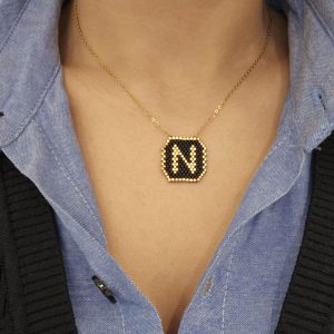 Ατσάλινο Μονόγραμμα ''N'' Με Μαύρες Και Χρυσές ΧάντρεςA23016N