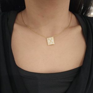 Ατσάλινο Μονόγραμμα ''X'' Με Λευκές Και Χρυσές ΧάντρεςA23017X