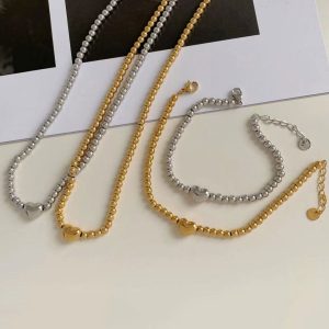 Ασημί Ατσάλινο Κολιέ με Καρδιά & Μικρές ΧάντρεςA3269B