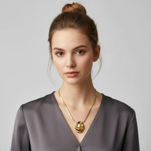 Ατσάλινο Κολιέ με Αφηρημένο Μενταγιόν Χρυσό ΧρώμαA3287A