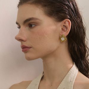 Ατσάλινα Καρφωτά Γεωμετρικά Σκουλαρίκια με Φυσικό Φίλντισι Χρυσό ΧρώμαA3368-1A