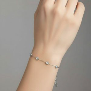 Ατσάλινο Βραχιόλι με Διακριτές Καρδιές Με Στρας Ασημί ΧρώμαA3416-1B