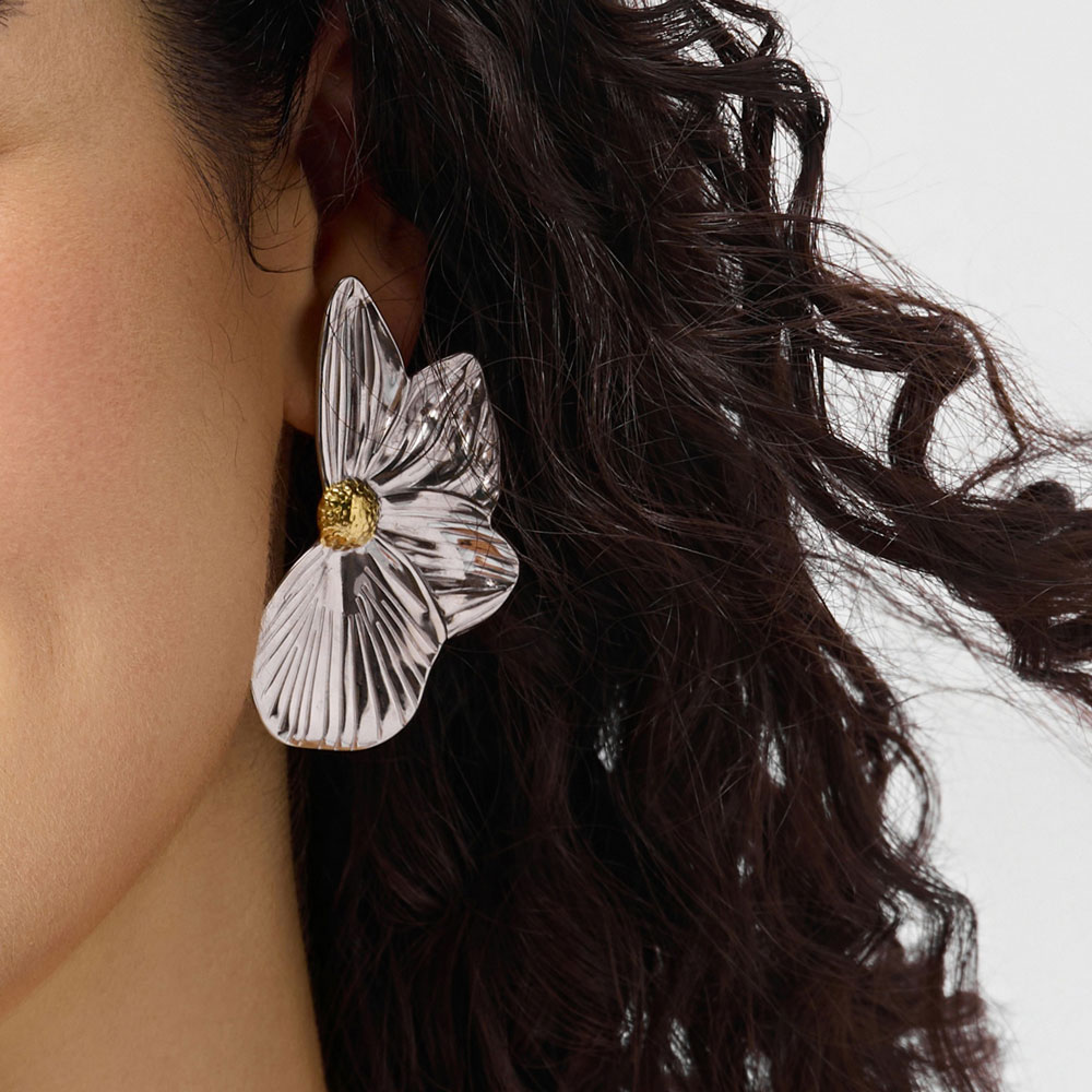 Ατσάλινα Σκουλαρίκια Λουλούδι με Ανάγλυφη Υφή Δίχρωμο Ατσάλινα Σκουλαρίκια Λουλούδι με Ανάγλυφη Υφή ΔίχρωμοA3862C