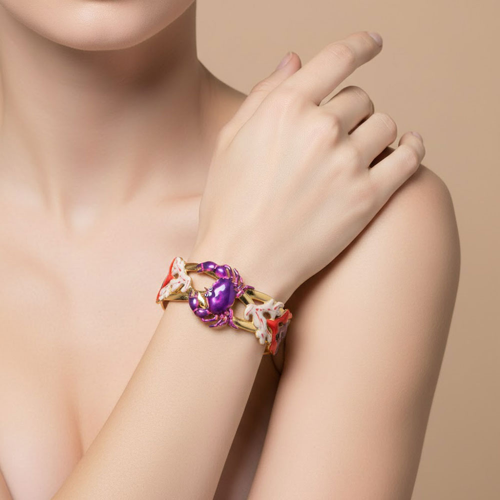 Ατσάλινη Χειροπέδα Καβούρι Χρώμα Χρυσό με Μωβ Λευκό Κόκκινο Ατσάλινη Χειροπέδα Καβούρι Χρώμα Χρυσό με Μωβ Λευκό ΚόκκινοA70007-1B