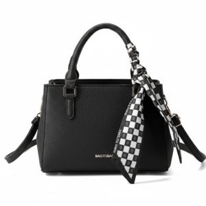 ΓΥΝΑΙΚΕΙΕΣ ΤΣΑΝΤΕΣ