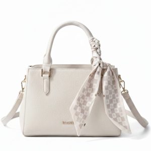 ΓΥΝΑΙΚΕΙΕΣ ΤΣΑΝΤΕΣ