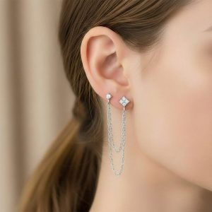 Ατσάλινα Σκουλαρίκια με Αλυσίδα για Δύο Τρύπες Ασημί ΧρώμαA3362-1B