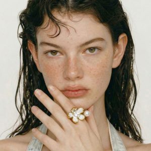 Ατσάλινο Προσαρμόσιμο Δαχτυλίδι Λουλούδι με Πέρλα και Στρας Χρυσό ΧρώμαX00515A